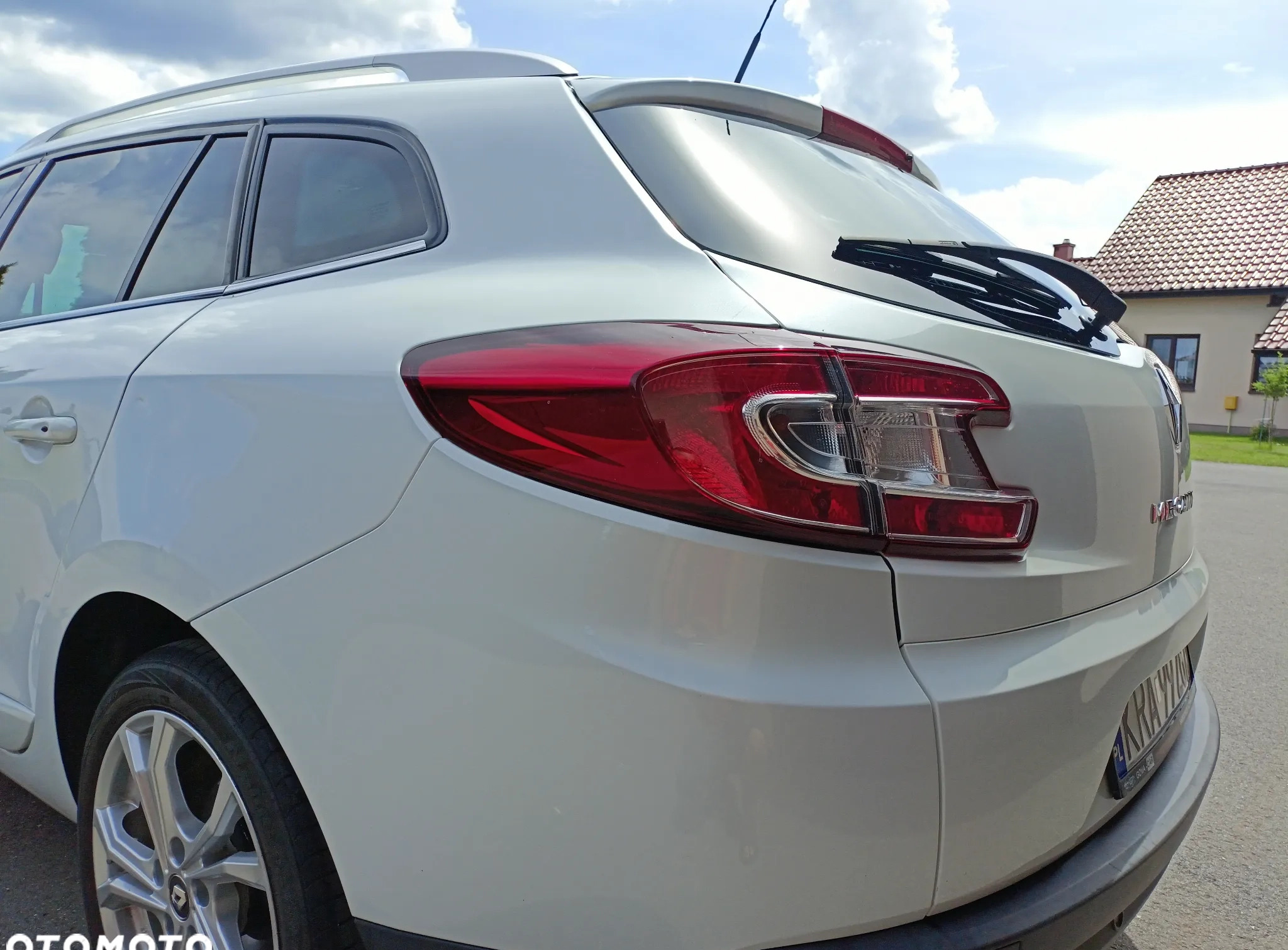 Renault Megane cena 32500 przebieg: 217500, rok produkcji 2014 z Niepołomice małe 529